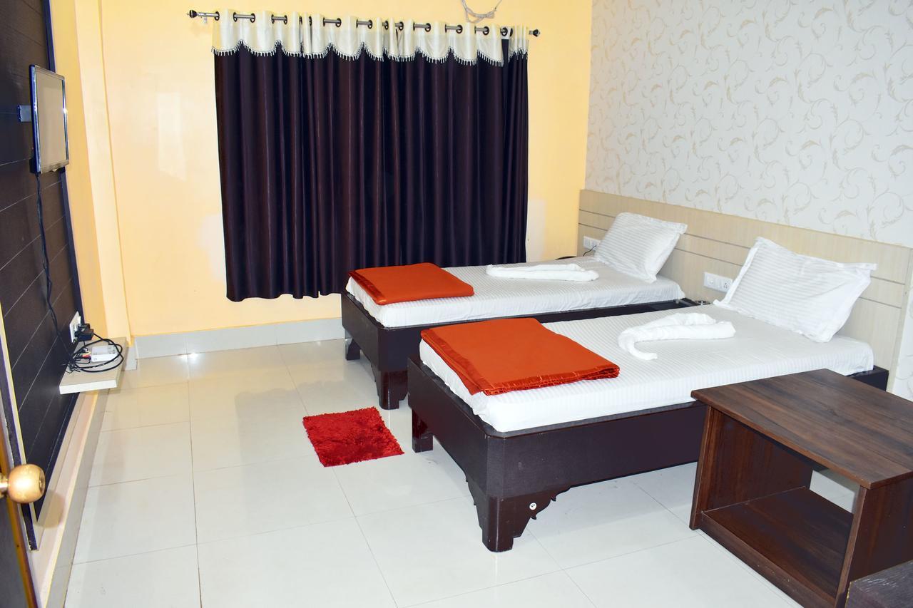 Hotel Triveni Balangir 외부 사진
