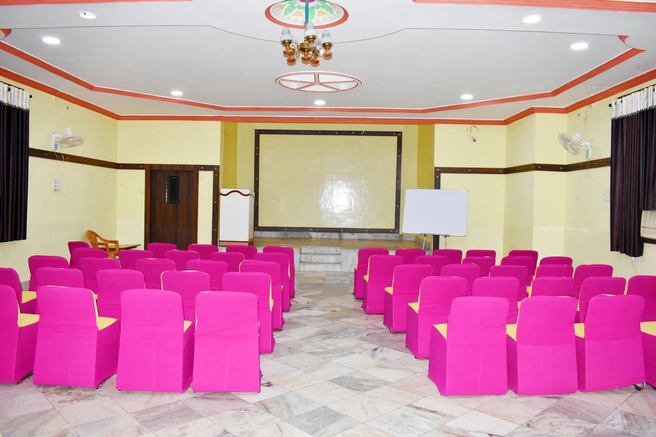 Hotel Triveni Balangir 외부 사진